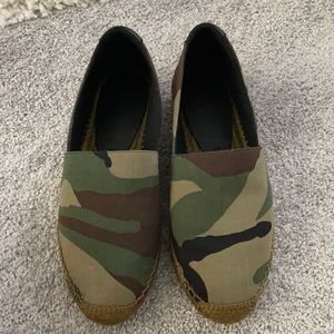 NWT YSL Saint Laurent Camo Espadrilles